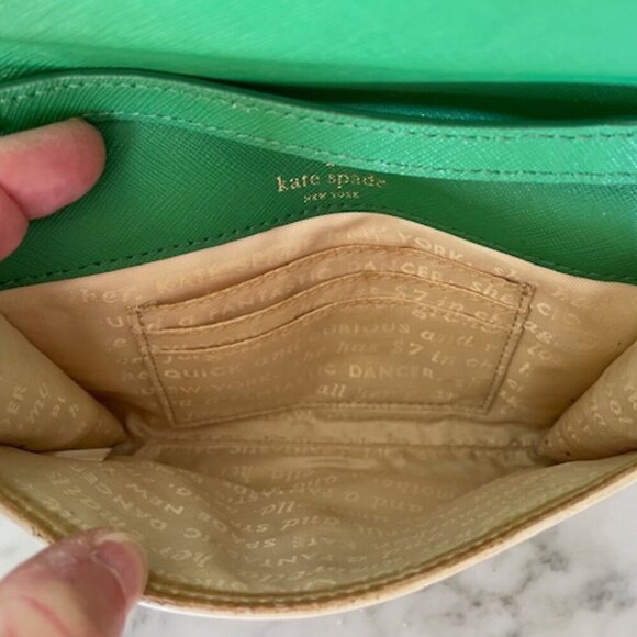 KATE SPADE Envelope Flap Green White Stripe Crossbody with Removable Str… - Picture 15 of 17